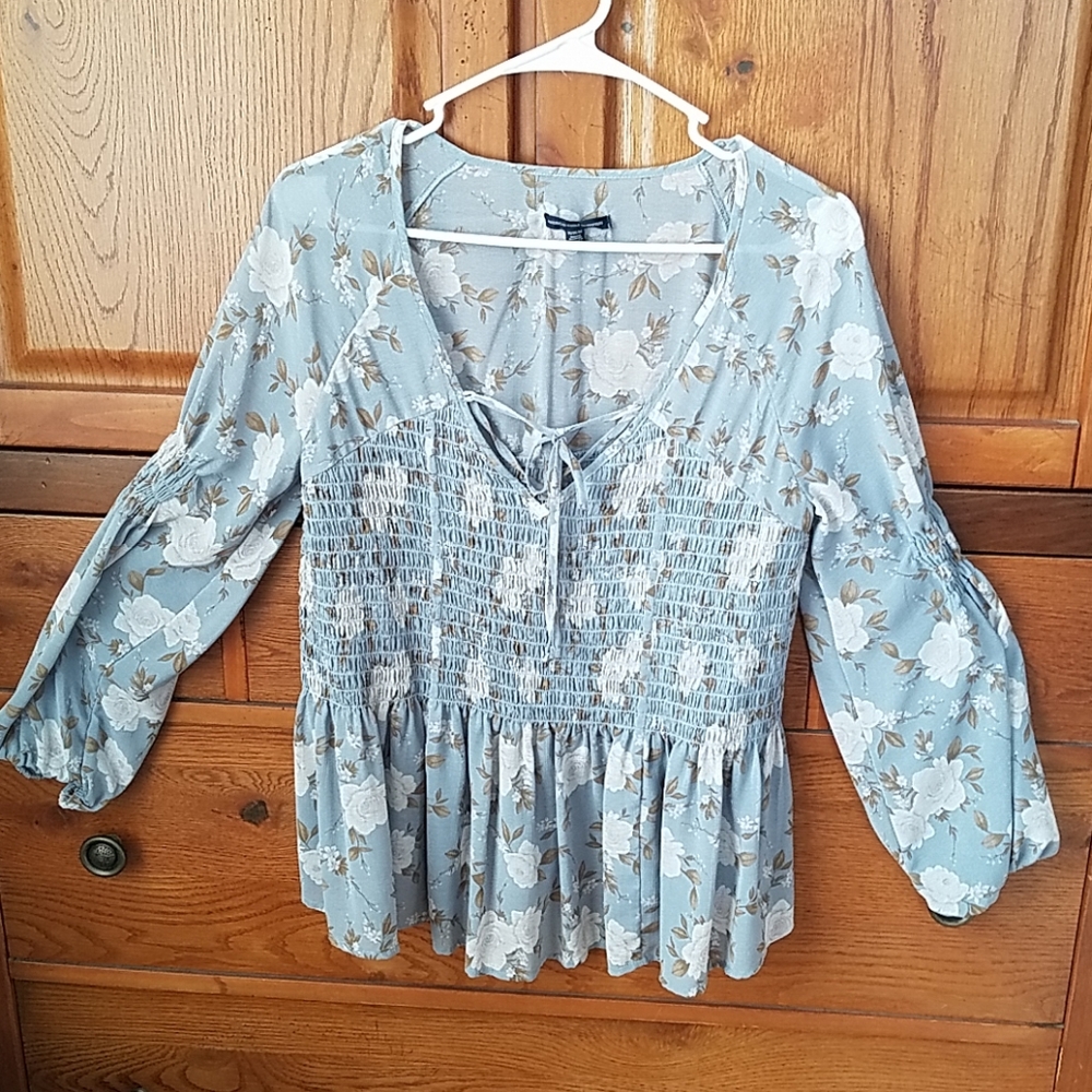 AE poet shirt women's M